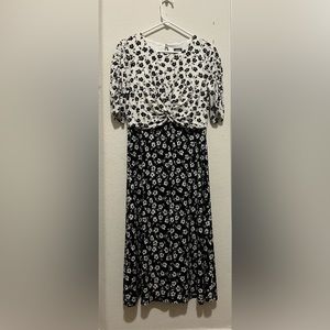 Vince Camuto Black and White Floral Print Midi Dress